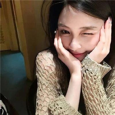 两只小猫的故事